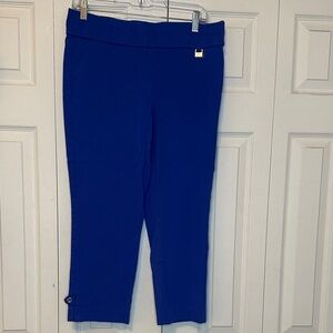 Rafaella Women's capris in Vibrant Blue